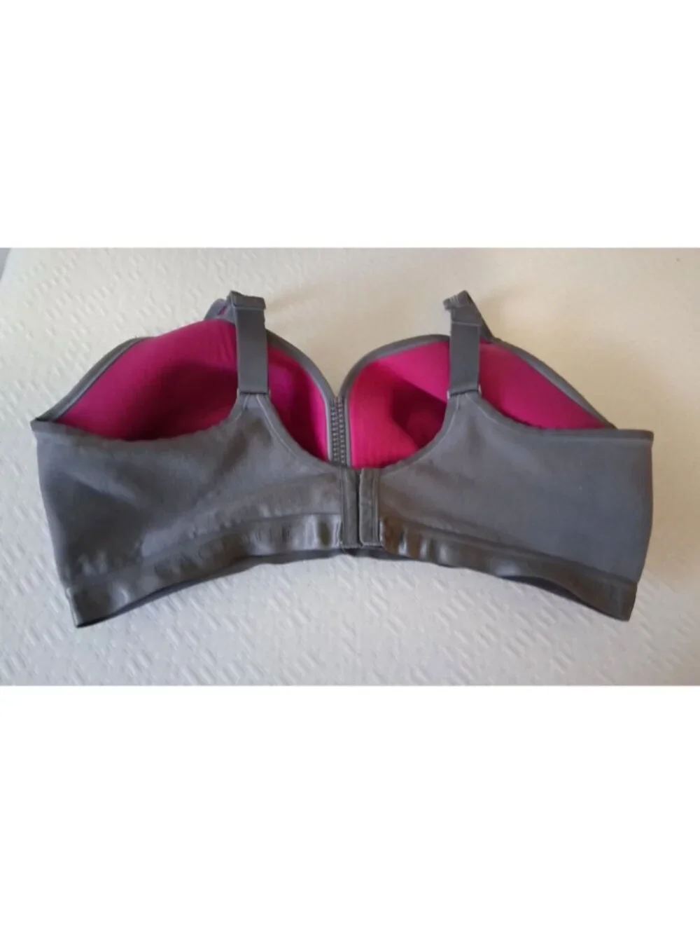 Cacique lightly lined no wire gray pink lace bra 44F (DDD)